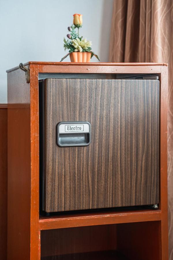 Elizabeth Hotel Bangkok Dış mekan fotoğraf