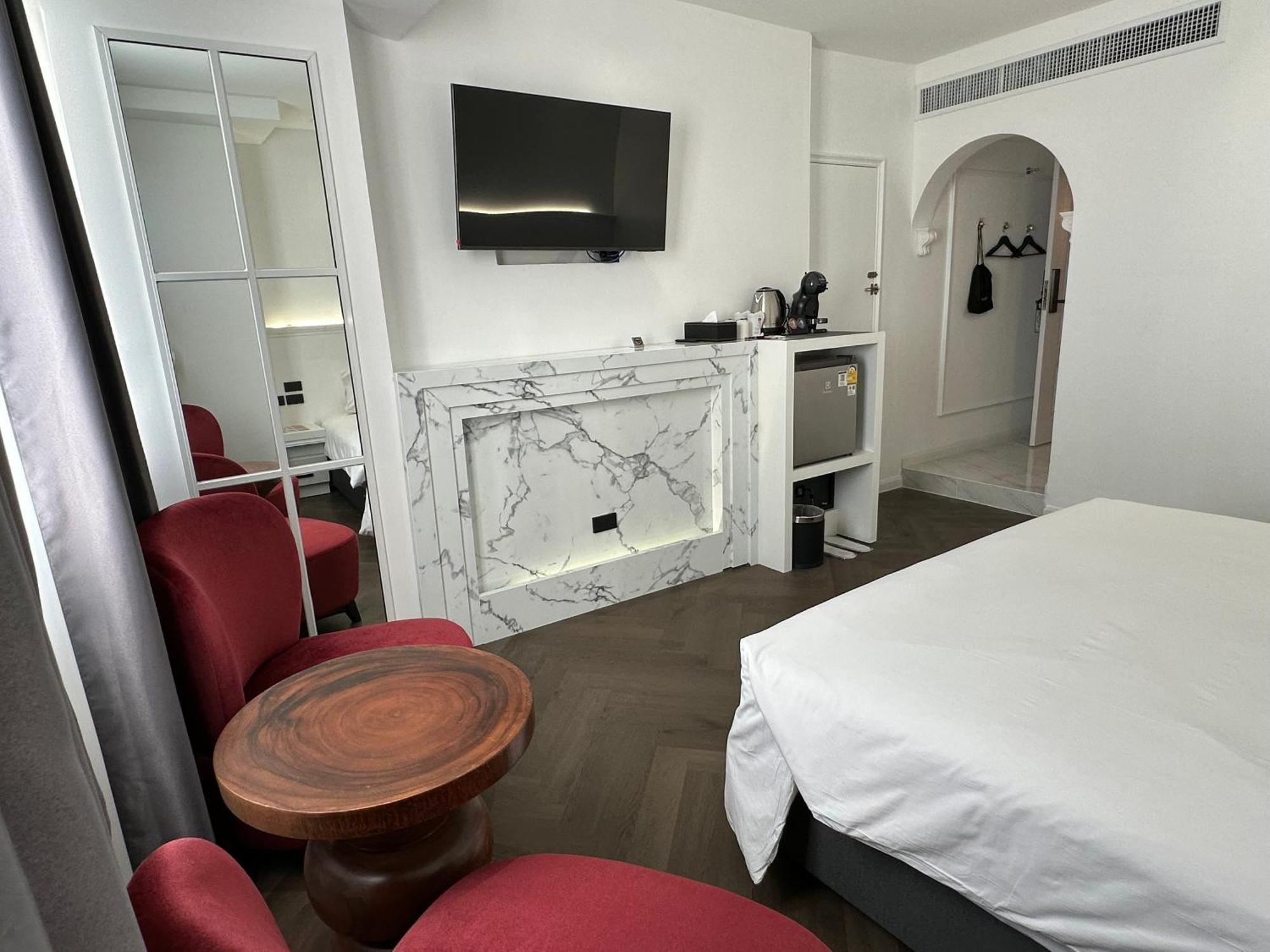Elizabeth Hotel Bangkok Dış mekan fotoğraf