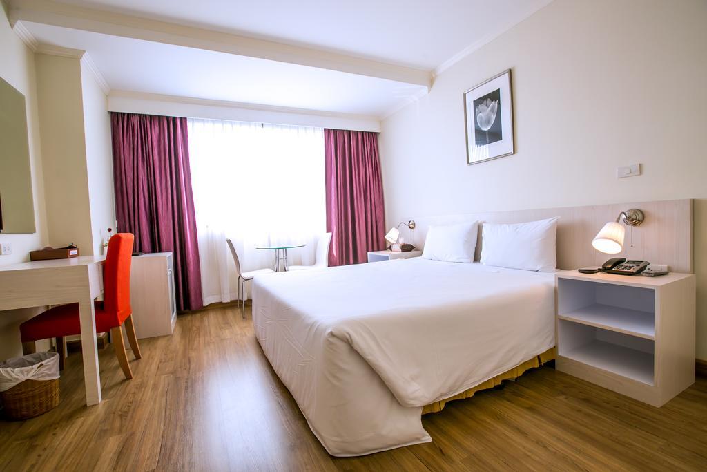Elizabeth Hotel Bangkok Dış mekan fotoğraf